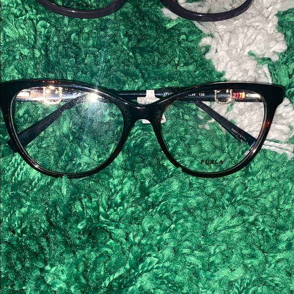 Furla reading/sunglasses - Picture 3 of 3